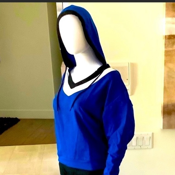 New York & Co Pullover Hoodie - Picture 7 of 7